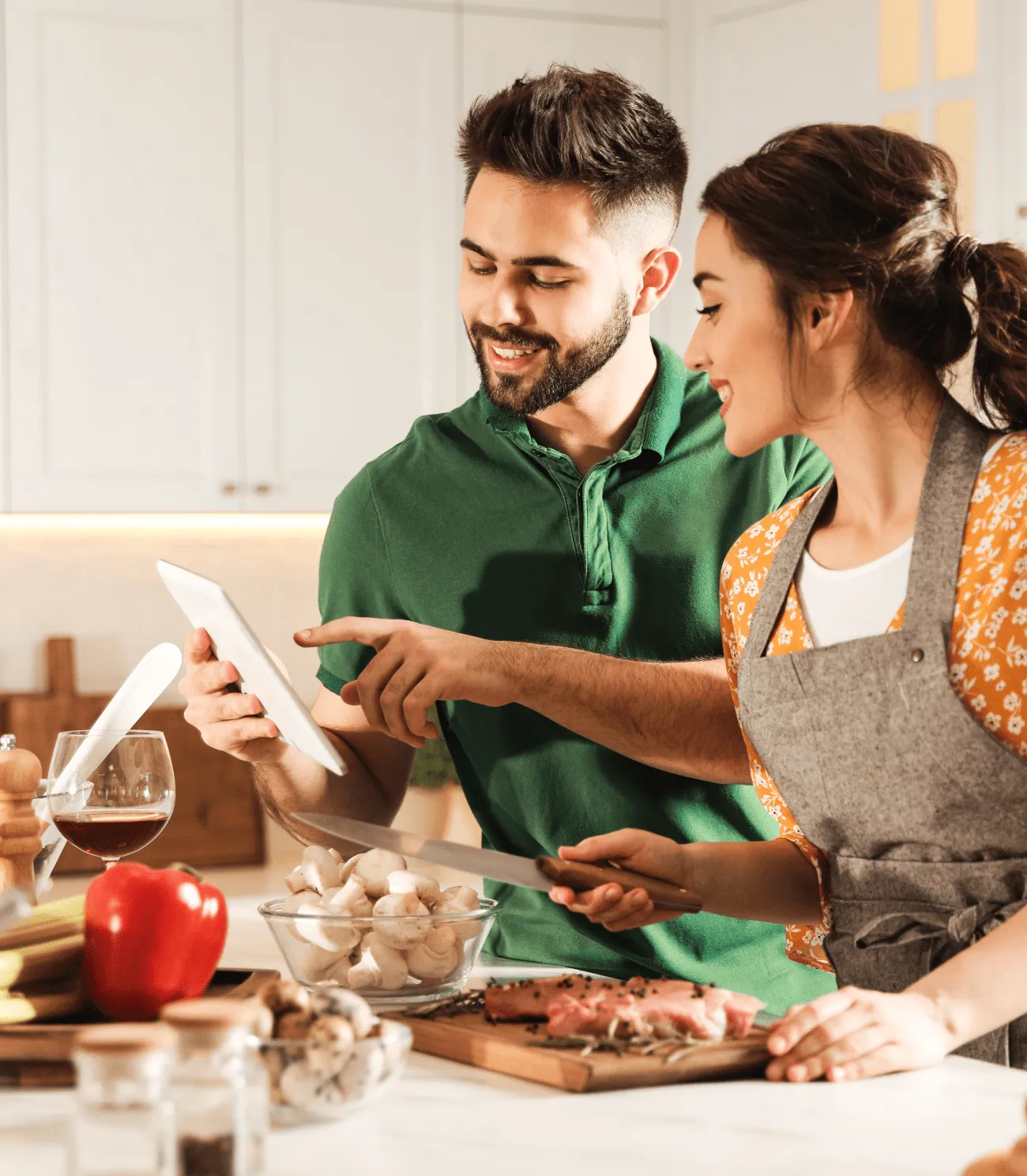 Couple cooking with yumgle app